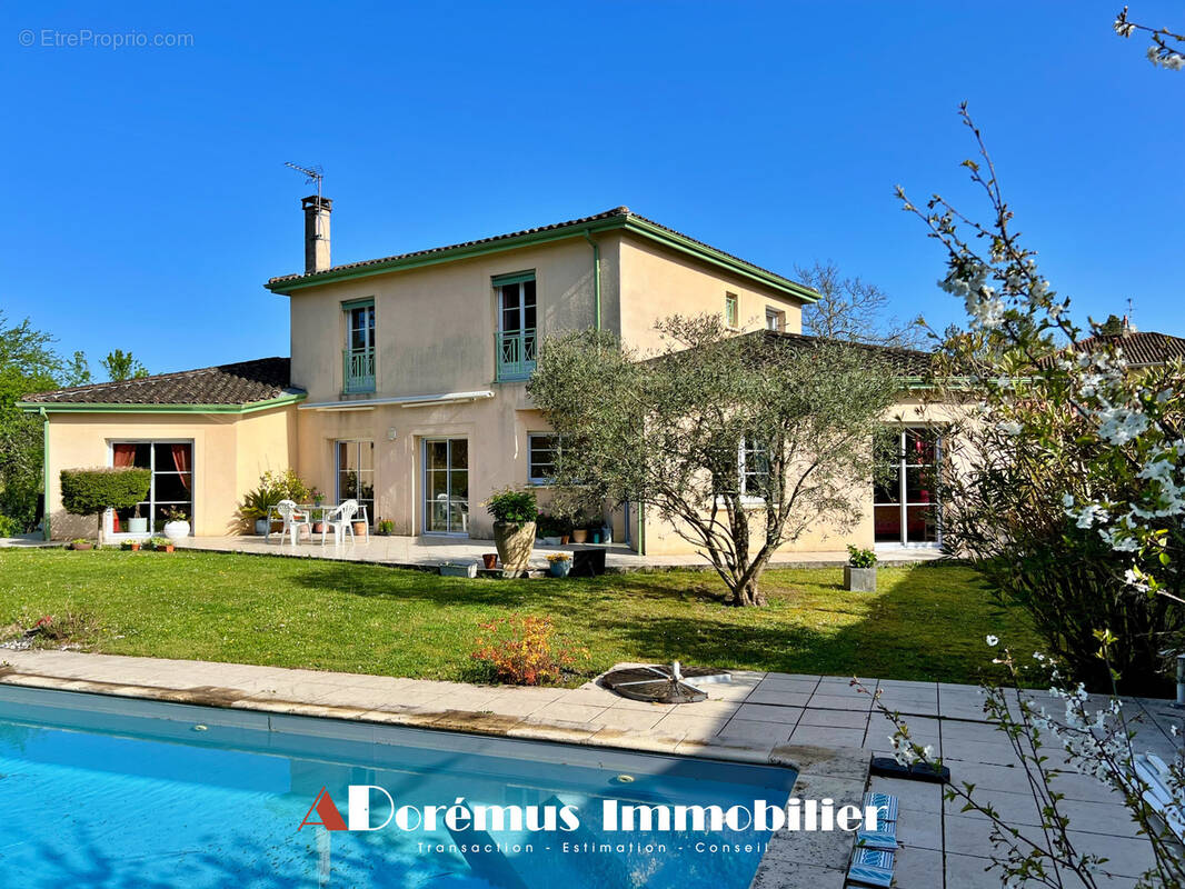 Maison à ARTIGUES-PRES-BORDEAUX