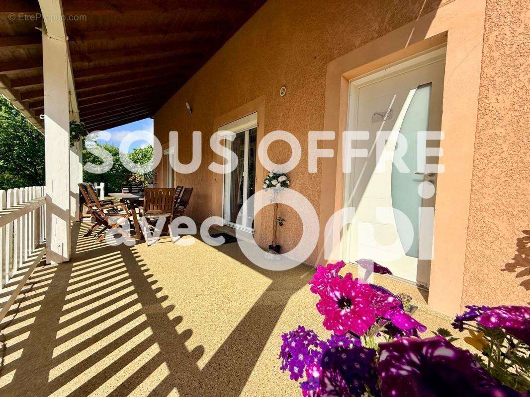 Maison à LA TERRASSE