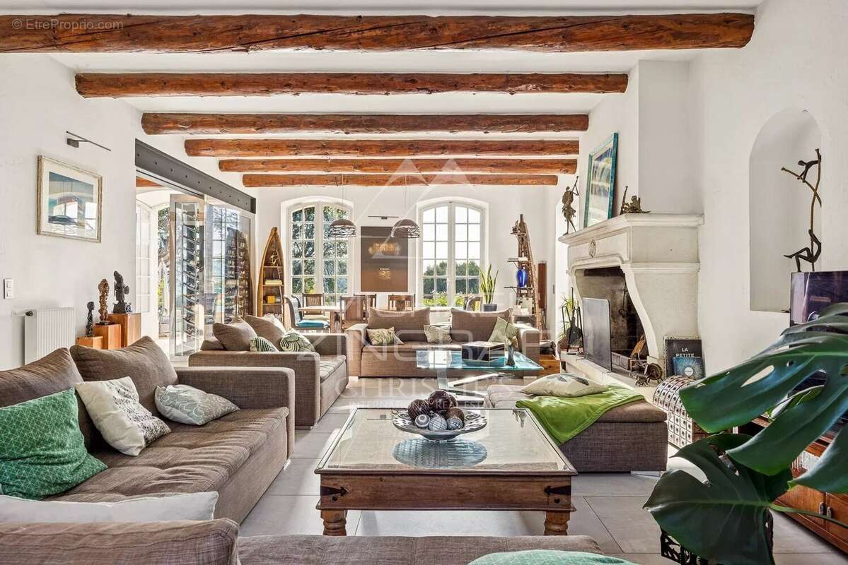 Maison à LA COLLE-SUR-LOUP