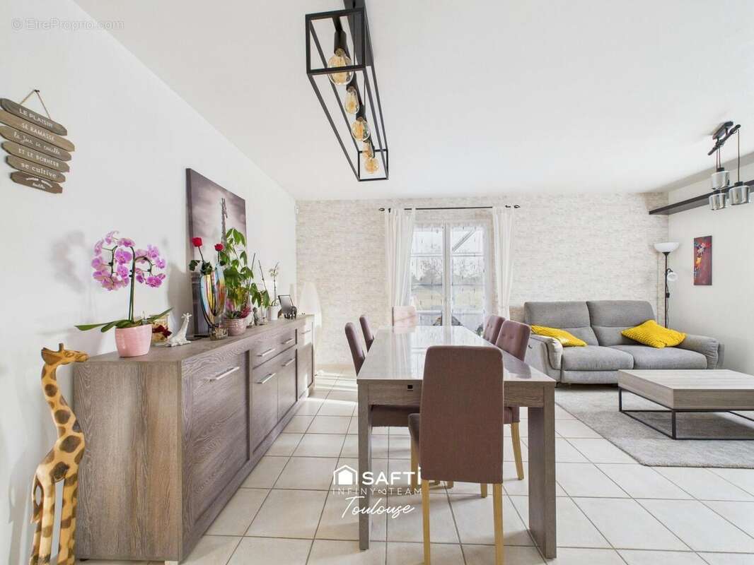 Photo 2 - Maison à CORNEBARRIEU