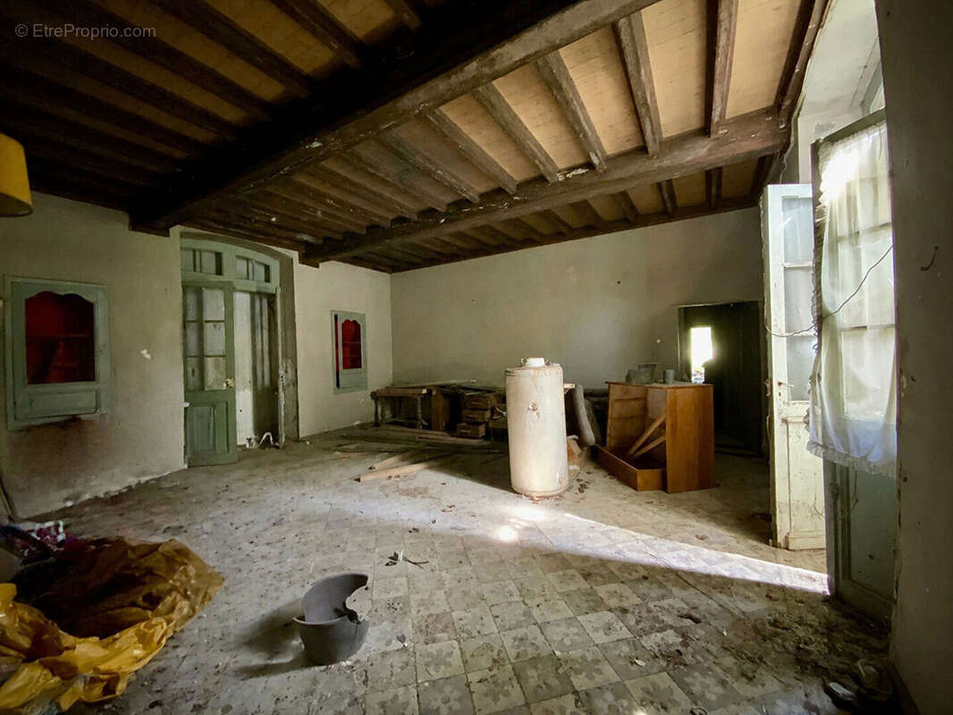 Maison à MIRAMBEAU
