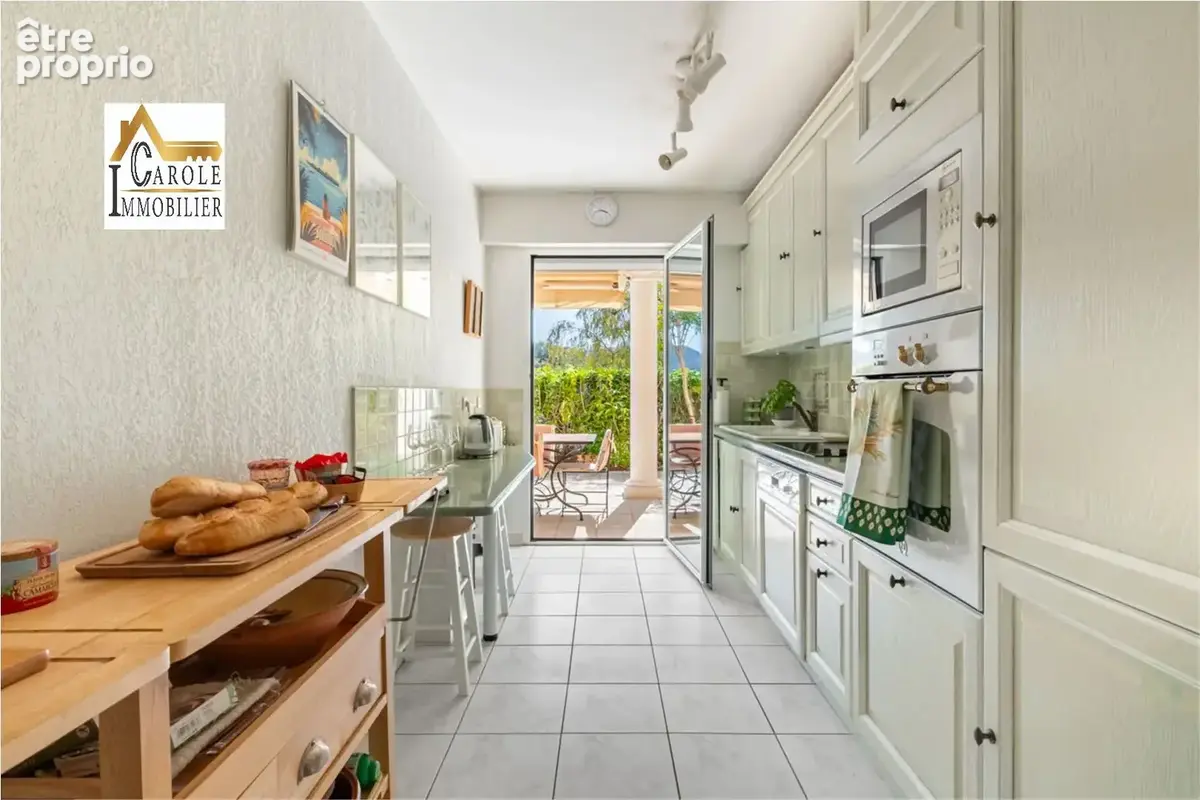 Appartement 102 m² à Mandelieu-La-Napoule  - photo 2