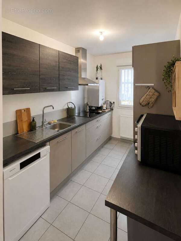 Maison récente 3 pièces à vendre à Lagord - 306 000 - photo 4