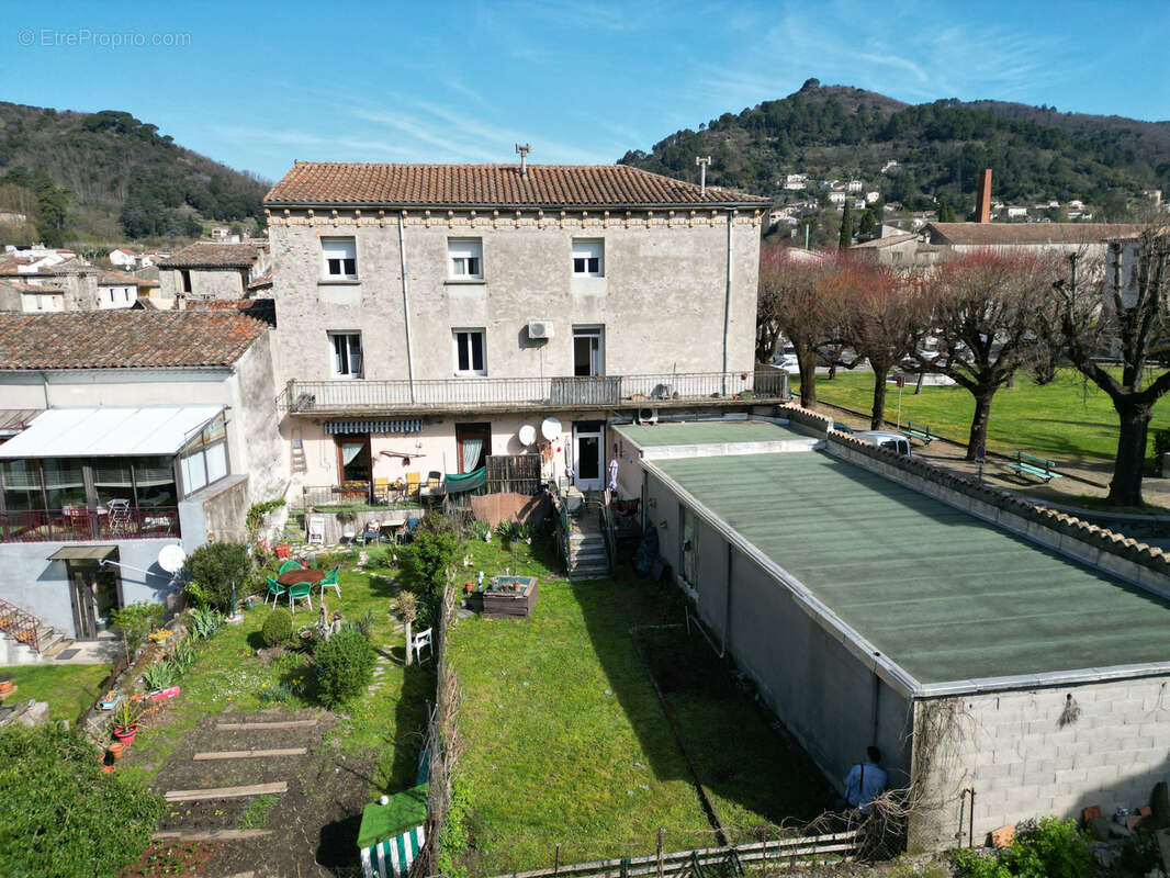 Appartement à SUMENE