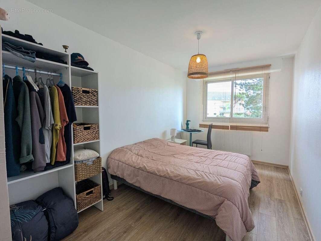 chambre - Appartement à GRANDCAMP-MAISY