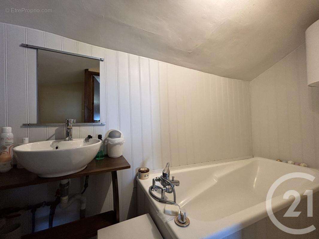 Maison 280 m² à Aixe-Sur-Vienne  - photo 35