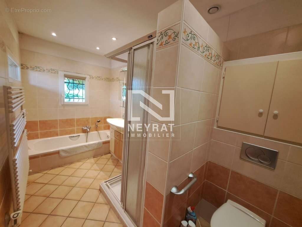 Maison à SAINT-FORGEOT