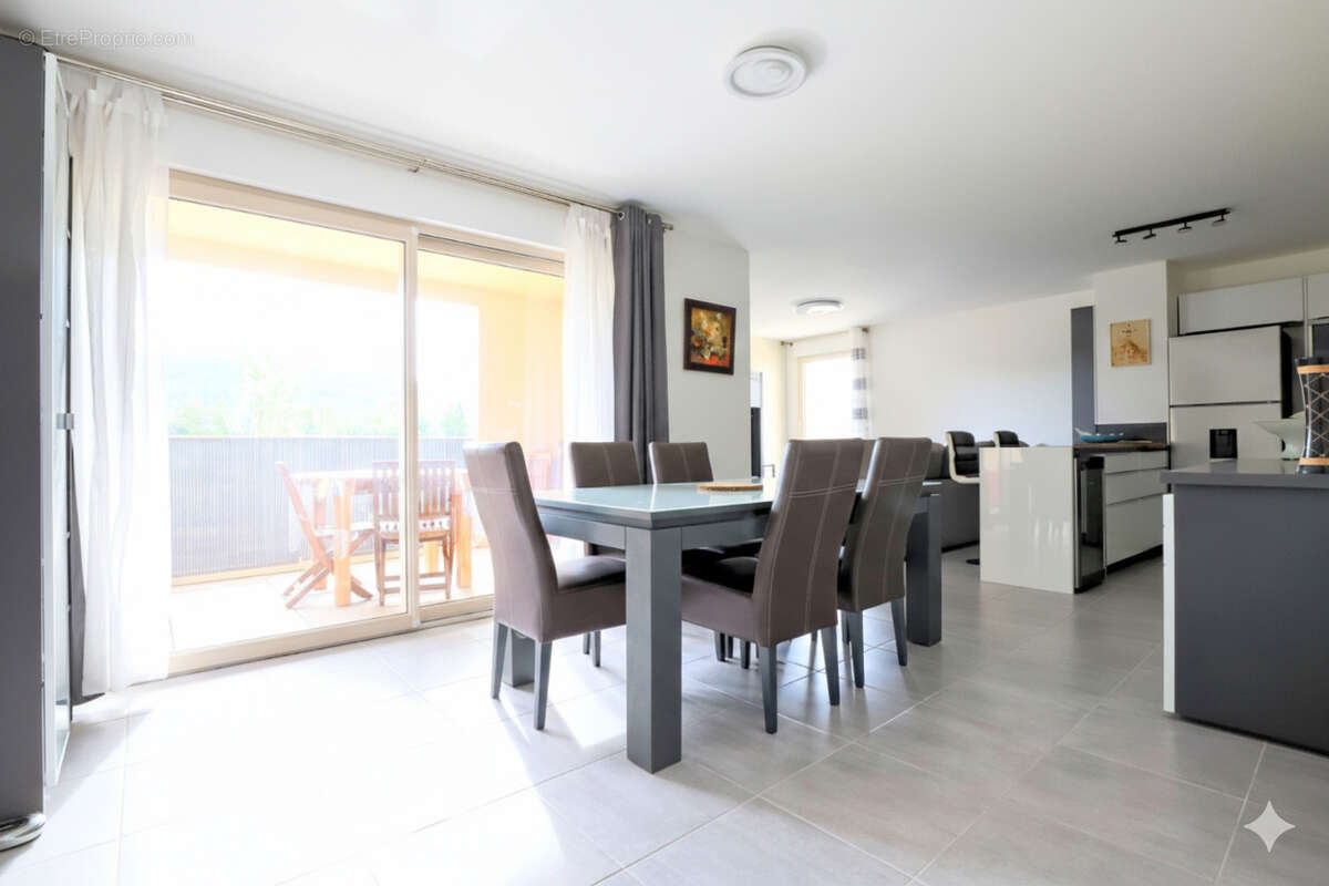 Appartement à HYERES