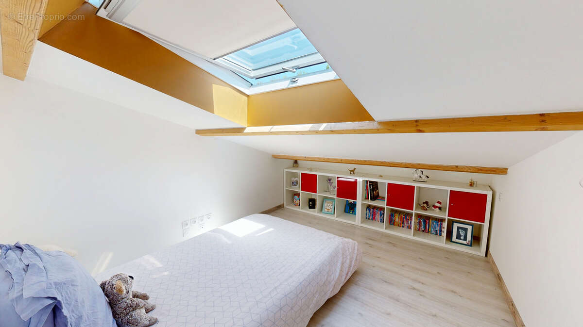 Appartement à FORCALQUIER
