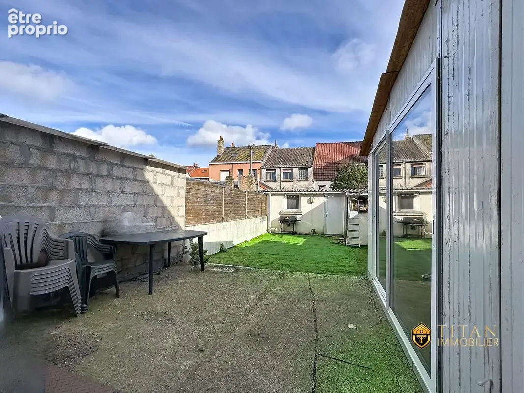  Maison, 2 chambres, 1 bureau, jardin, cave, St-pol-sur-Mer. Titan Immobilier