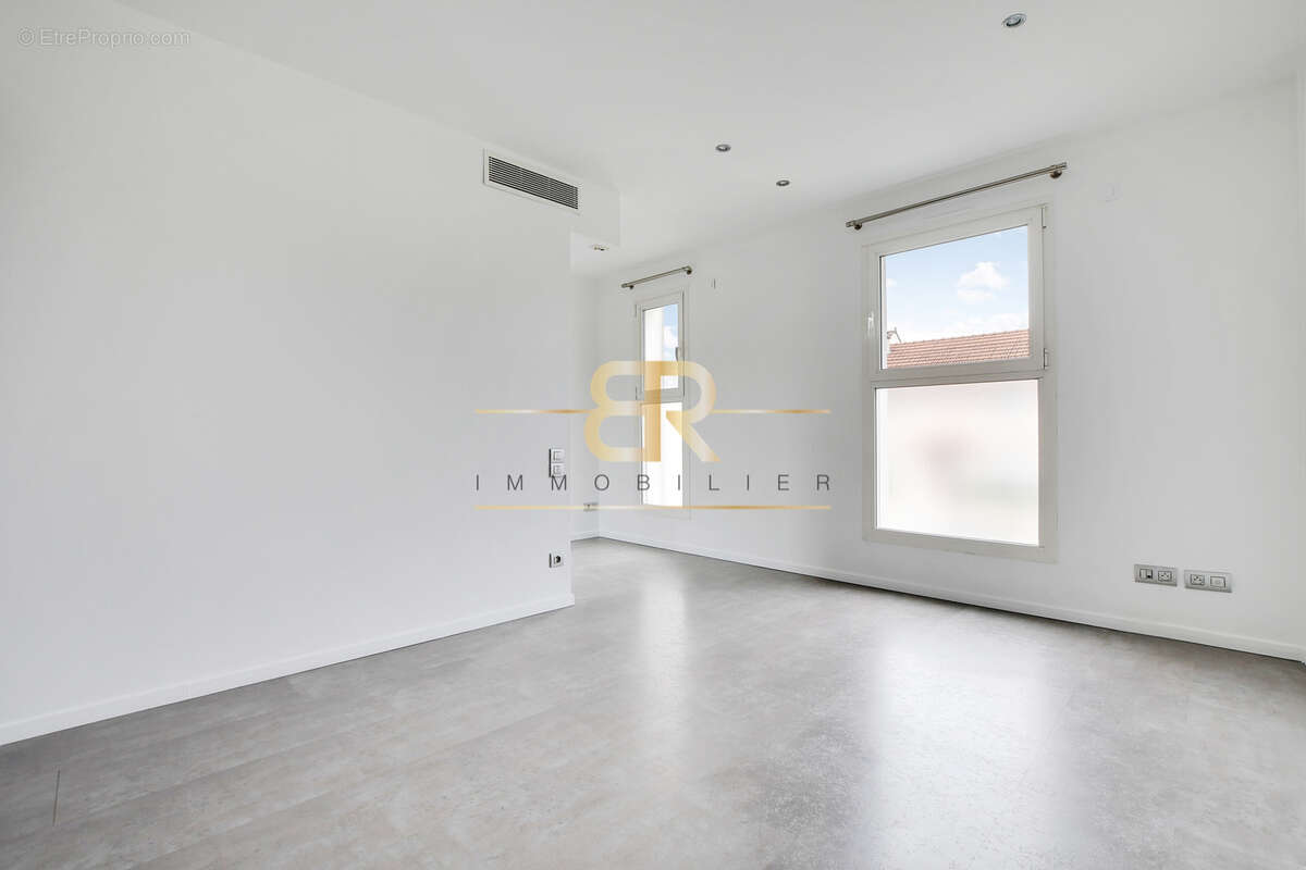 Maison à MAISONS-ALFORT