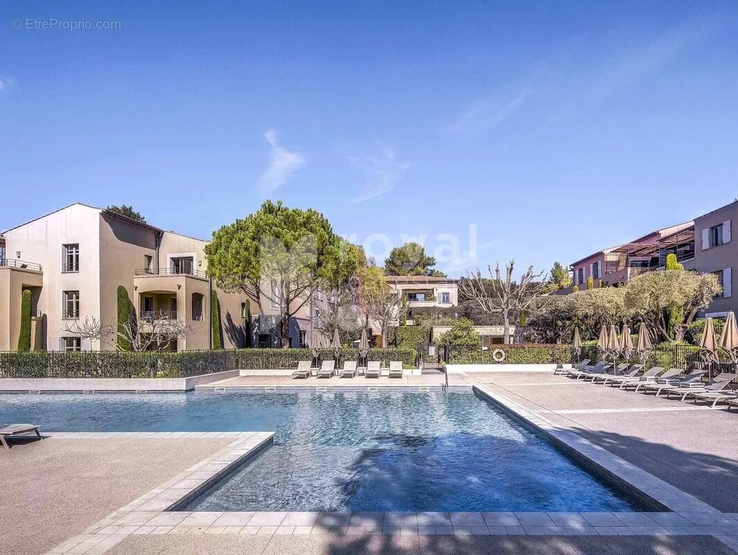 Appartement à MOUGINS