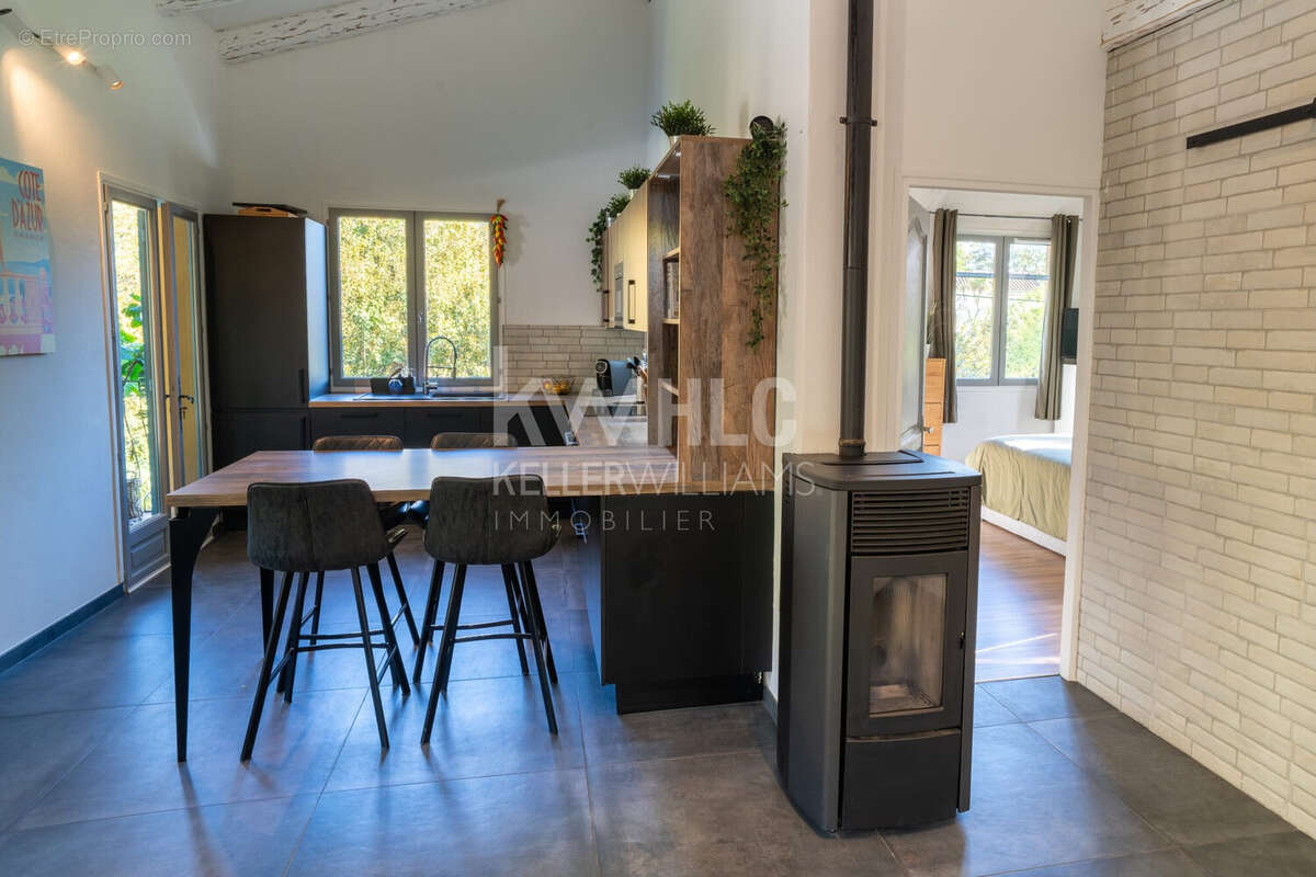 Maison 133 m² à Tourrettes-Sur-Loup  - photo 7