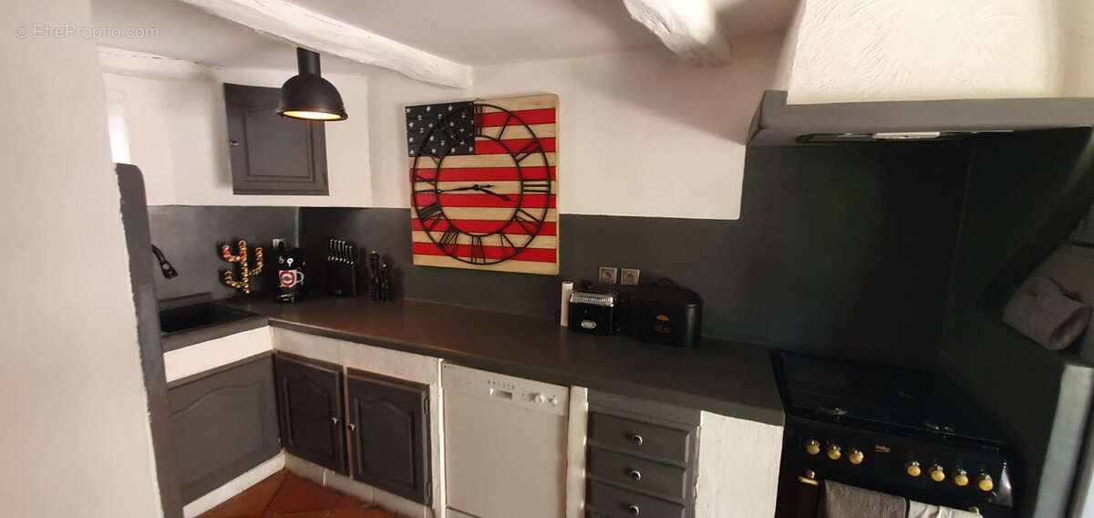 Maison à PLAN-DE-LA-TOUR