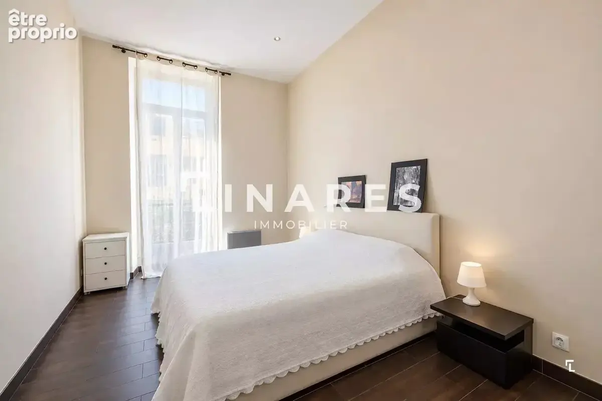 LE DISTINGUÉ - Appartement T4 de 114m2 - Balcon - 13008 PERIER - photo 6