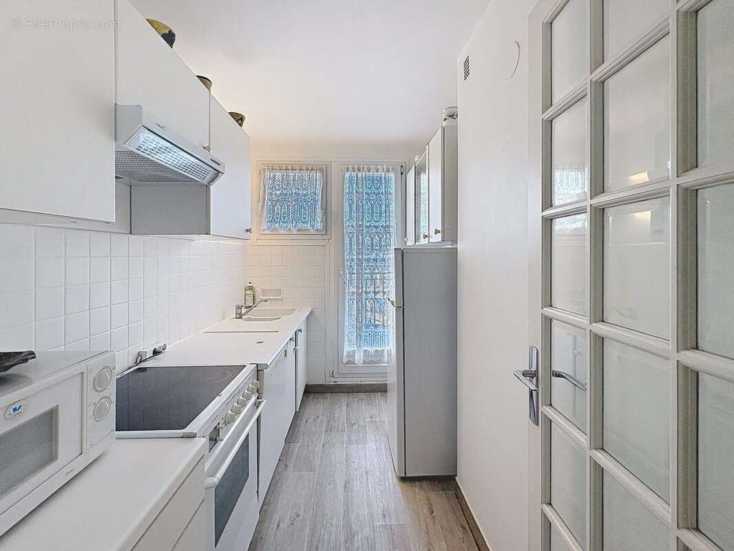 Appartement à L'HAY-LES-ROSES
