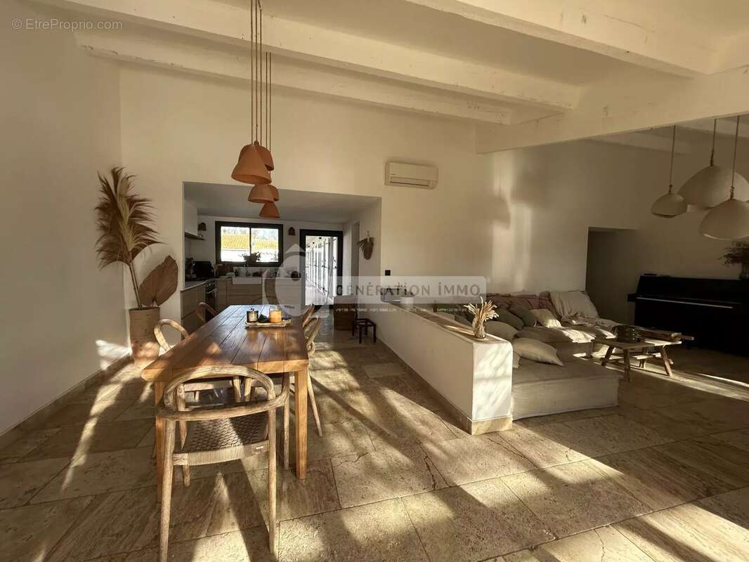 Maison à SAINTES-MARIES-DE-LA-MER