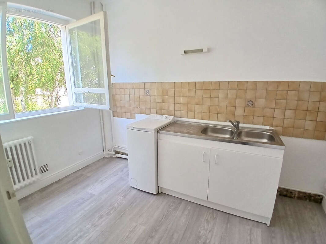 Appartement à HEROUVILLE-SAINT-CLAIR