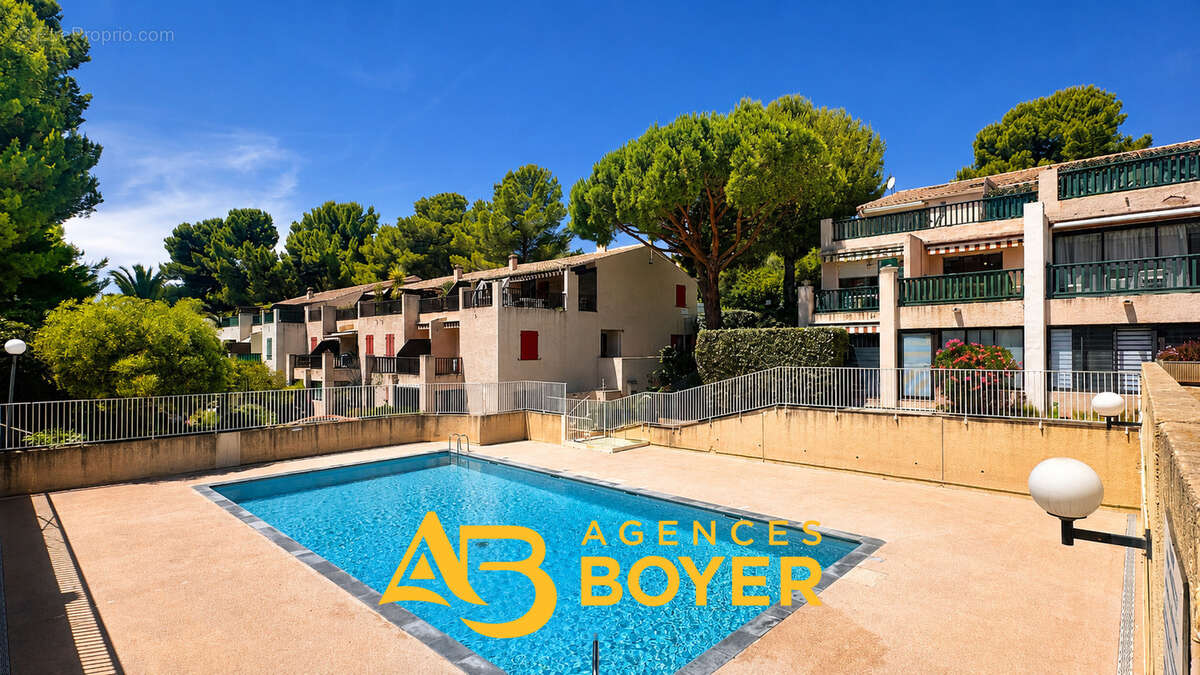 Bandol - studio cabine 4 couchages + terrasse et parking prive - photo 13