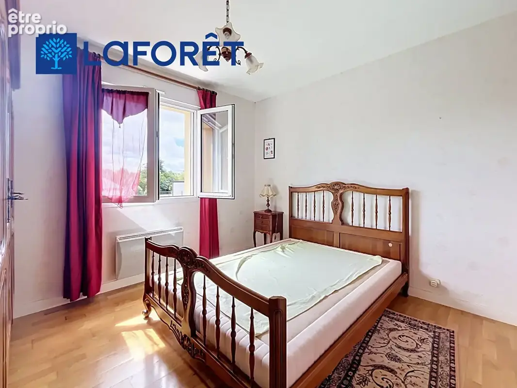 A VENDRE- Maison Malguenac 5 pièce(s) 115 m2 - photo 7