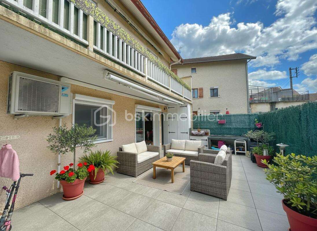 Appartement à AIX-LES-BAINS