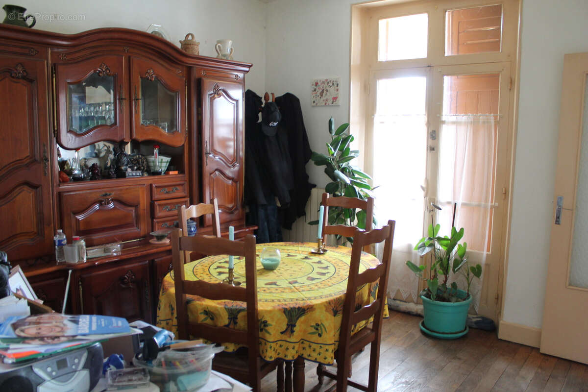 Maison à COSNE-D'ALLIER