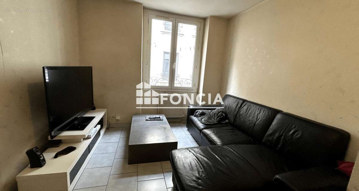 Appartement à SAINT-ETIENNE