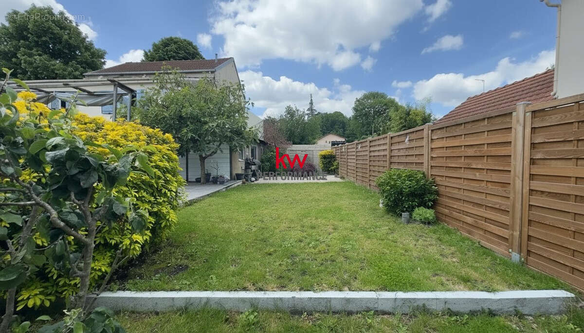 Maison 131 m² à Montlignon  - photo 7