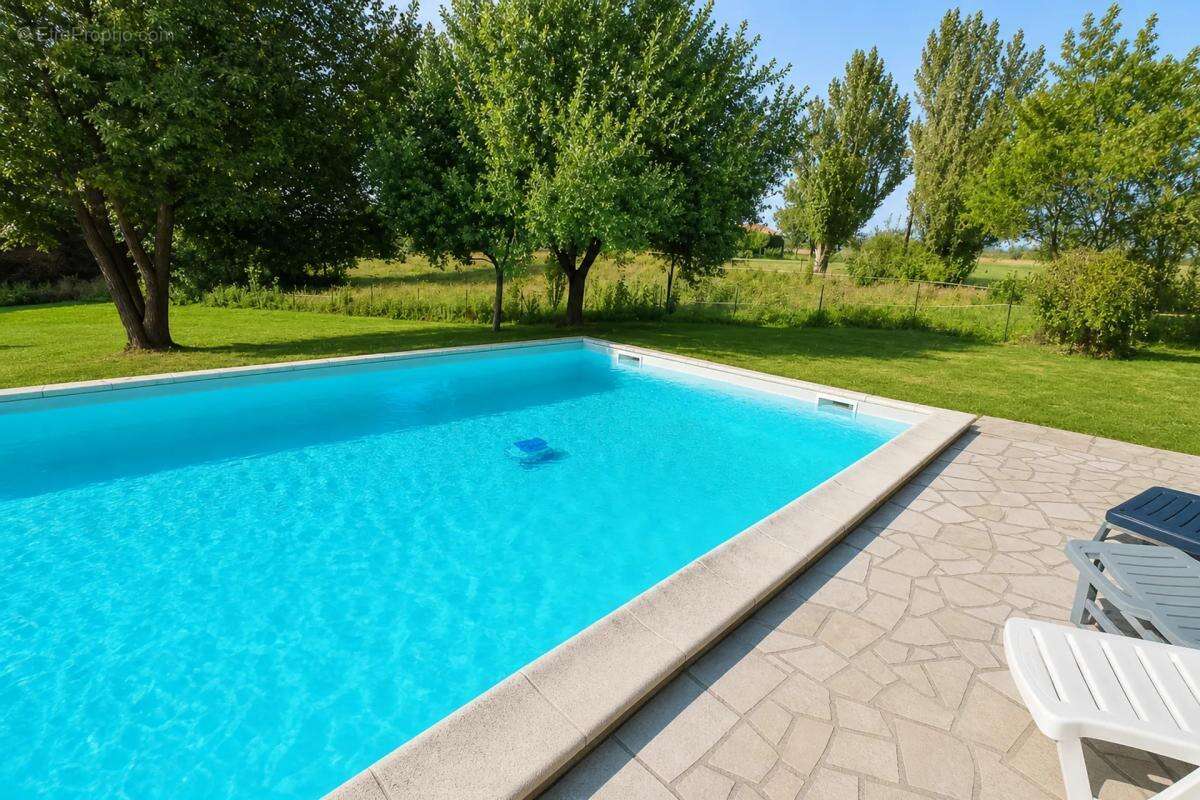 Maison en pierre avec piscine à Gageac-et-Rouillac - photo 20