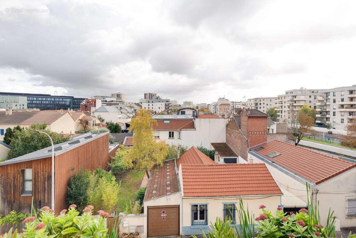 Appartement à GENNEVILLIERS