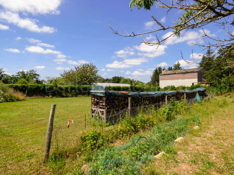 Maison à SAUZE-VAUSSAIS