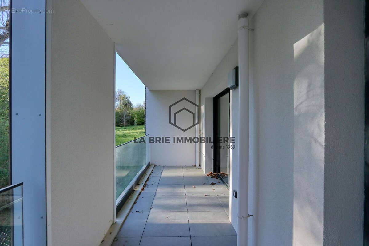 Appartement à RUBELLES