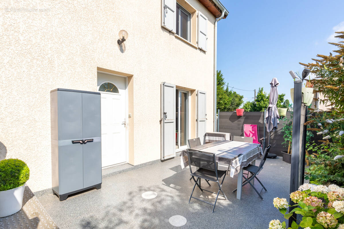 Maison à SAINT-ANDRE-LE-GAZ