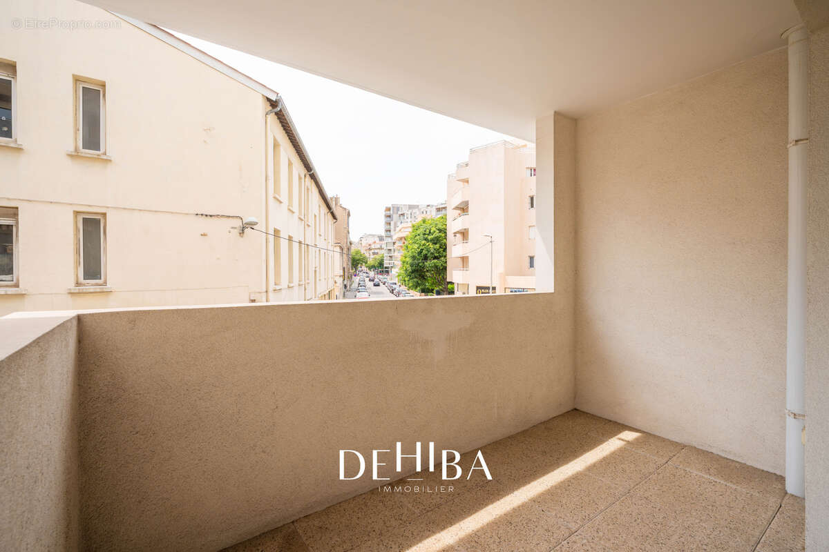 Appartement à MARSEILLE-8E