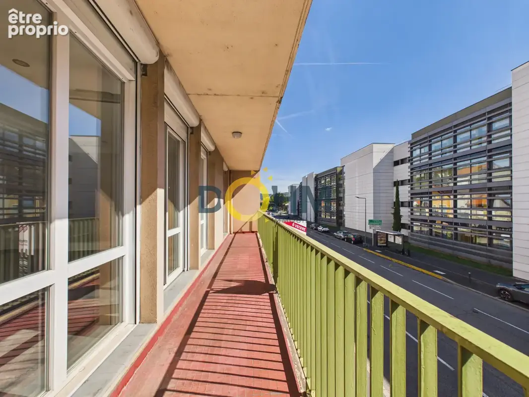 Appartement T4 de 109 m2 rénové avec goût au 1er étage avec ascenseur - photo 10