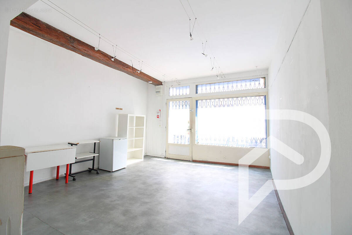 Commerce à PONT-SAINTE-MAXENCE