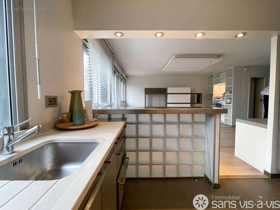 Appartement à SURESNES