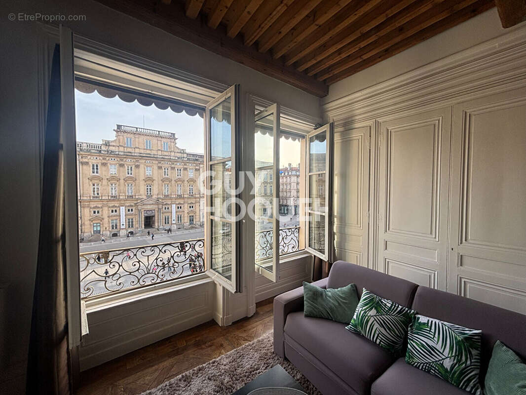 Appartement à LYON-1E