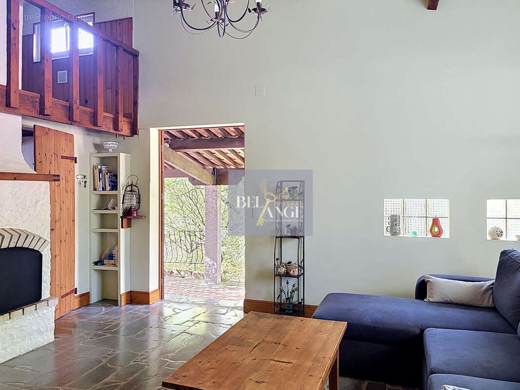 Maison à SAINT-ALBAN-AURIOLLES