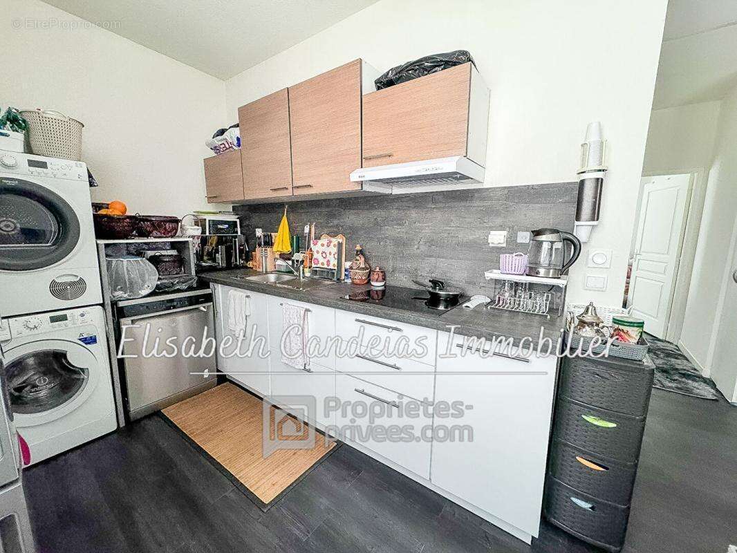 Appartement à CAZERES