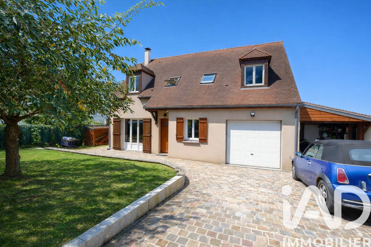 Photo 1 - Maison à ORGERUS