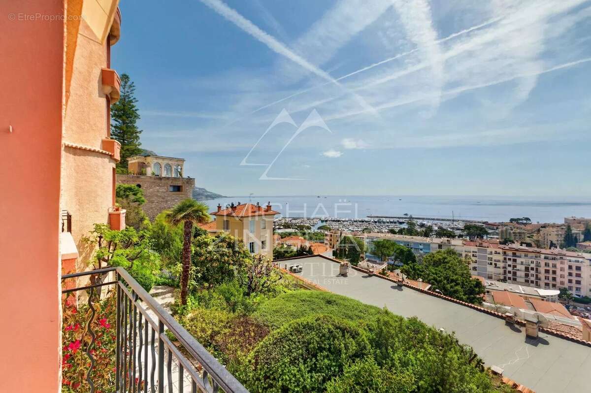Appartement à BEAULIEU-SUR-MER