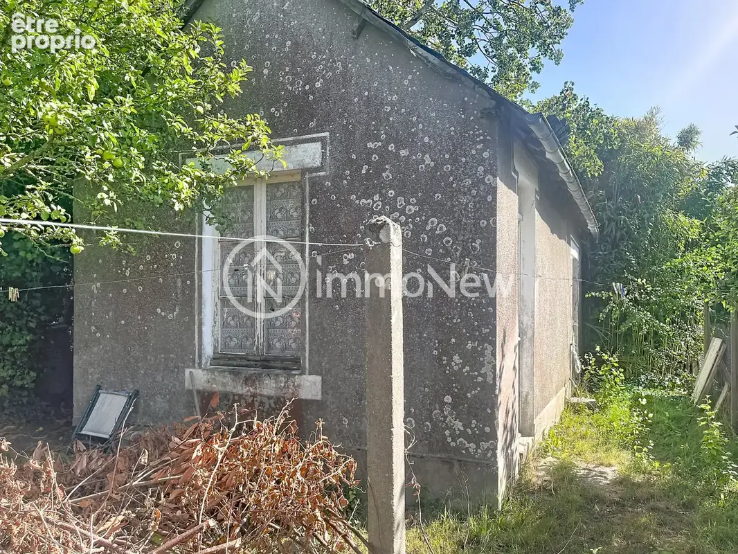 Une maison à SAINT JEAN LE THOMAS avec une dépendance - photo 10