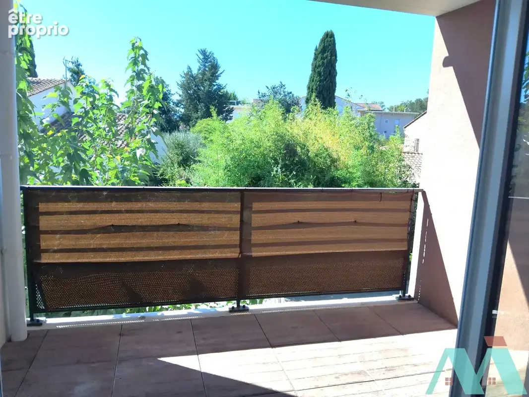 A vendre : Lumineux T3 avec terrasse et double stationnement à VIDAUBAN - photo 4