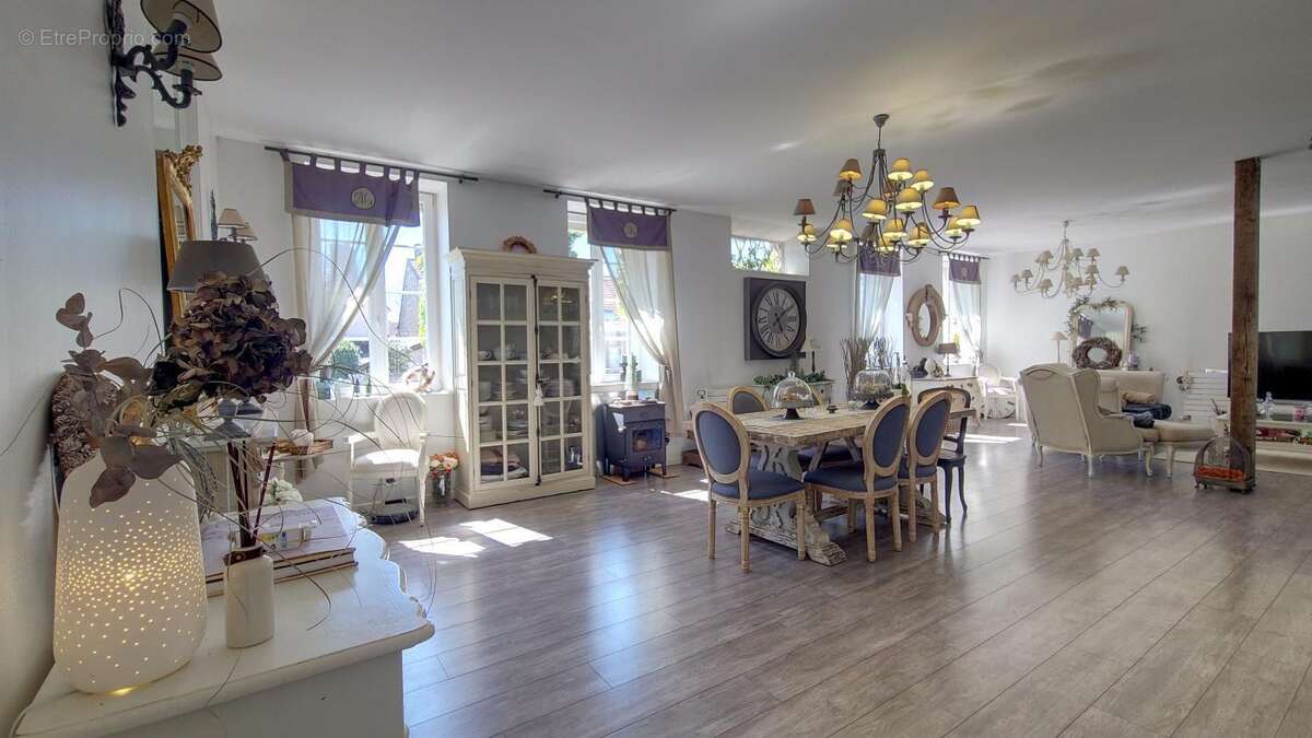 Dijon Est, Maison de caractère de 238 m², 4 chambres et terrain de 2857 m² - photo 46