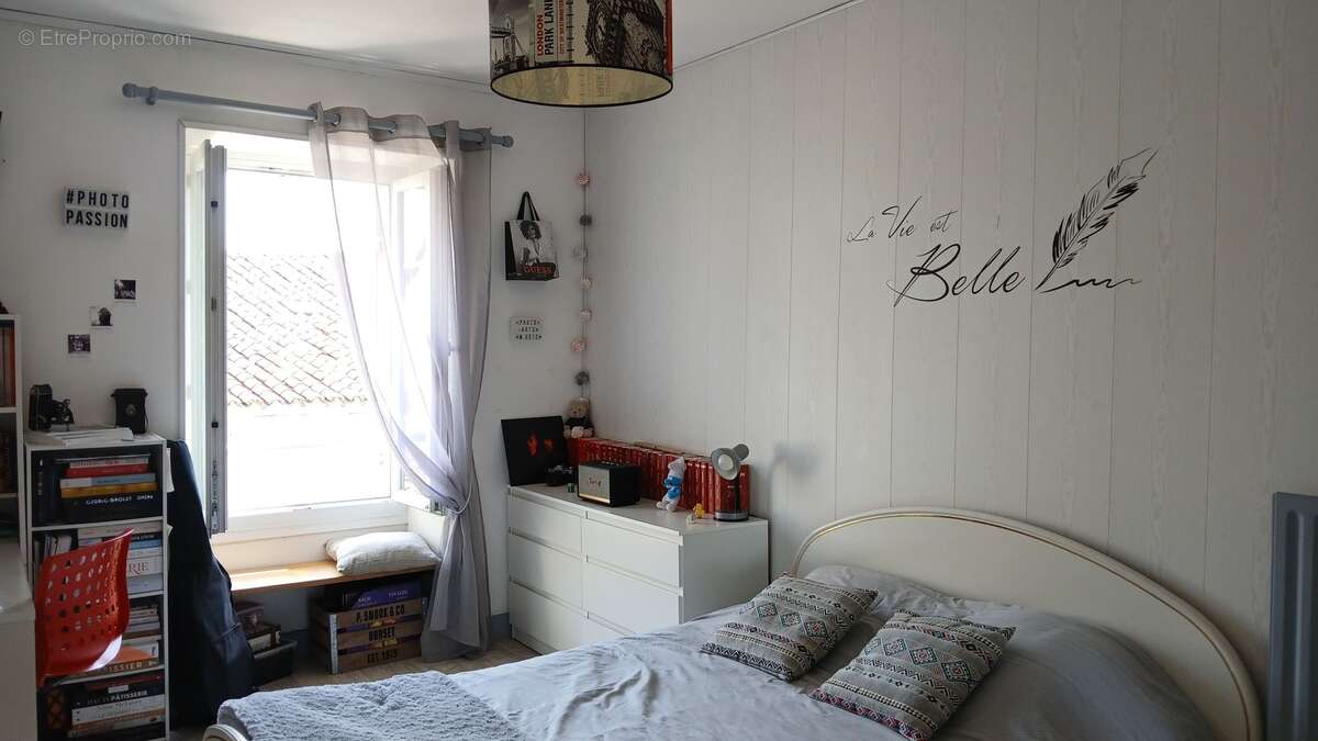 Maison 110 m² à Aubeterre-Sur-Dronne  - photo 108