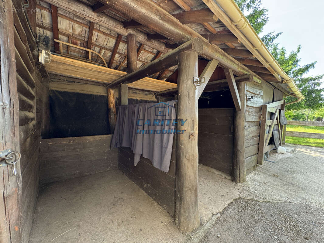 Ancienne ferme rénovée entièrement de 225 m2 habitable sur 6063 m2 de terrain à la NEUVELLE - photo 19