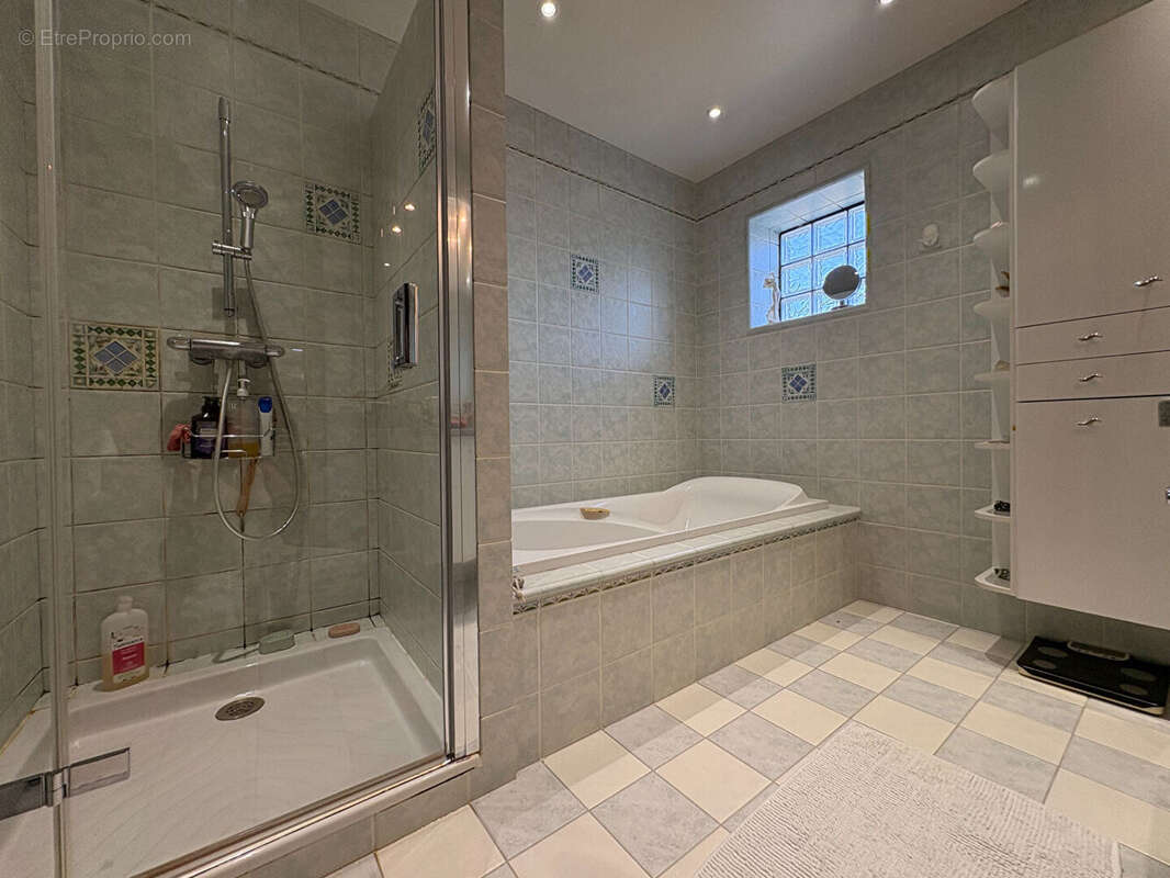 Maison à VILLEBON-SUR-YVETTE