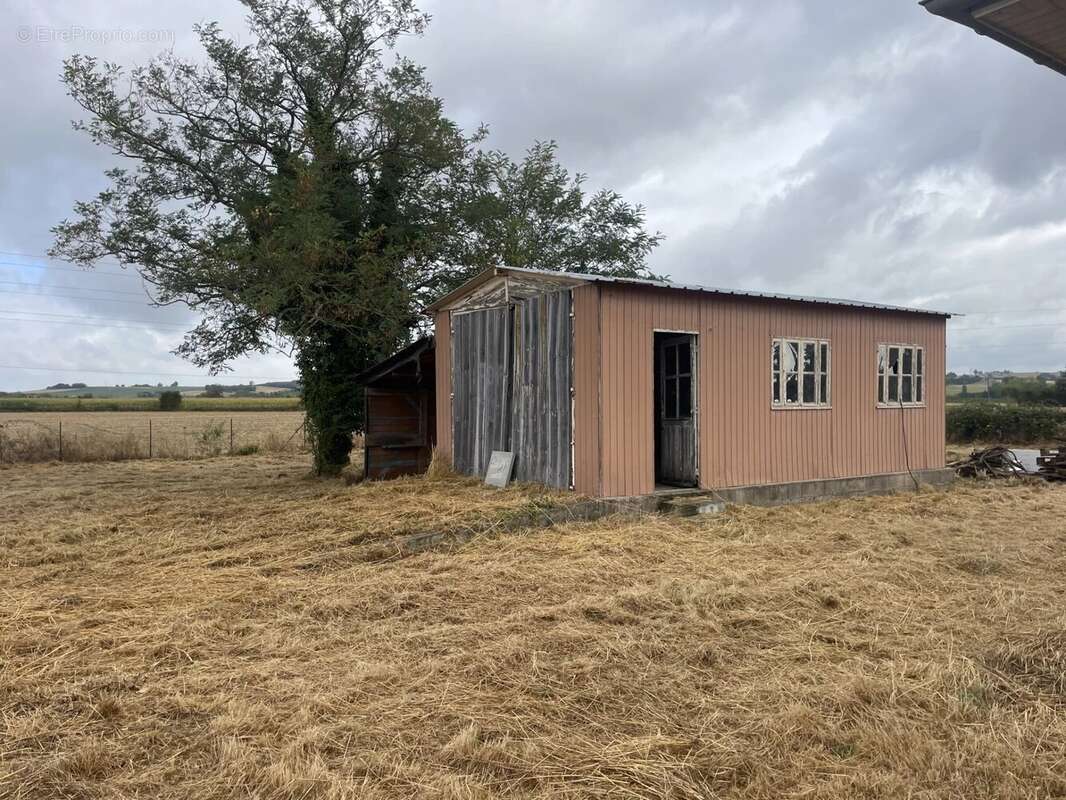MAISON de plain-pied sur un jardin de 6000m2. - photo 9