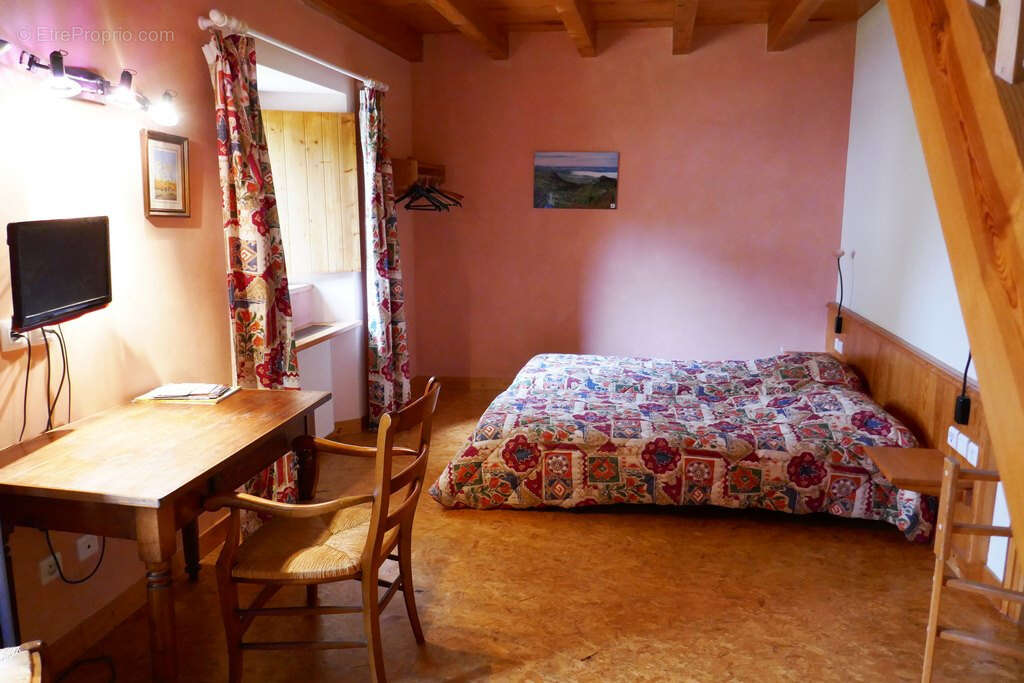 Maison à SAINT-FRONT